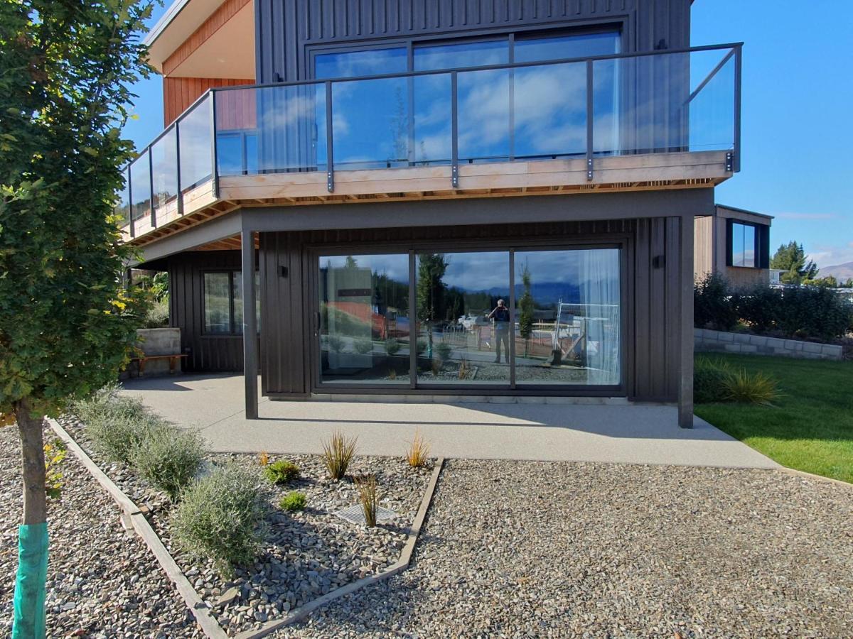 Akitu Views Apartment Wanaka Bagian luar foto
